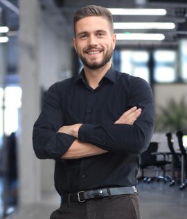 آدلوف کارون